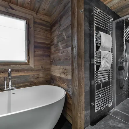 The Alpine Atelier Artful Chalet In St. Anton *